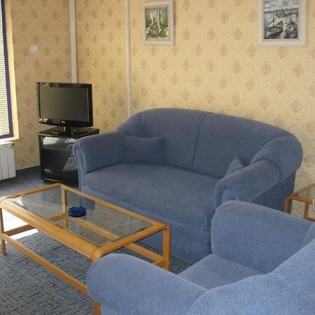 Hotel Astoria Burgas Bagian luar foto