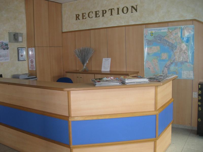 Hotel Astoria Burgas Bagian luar foto